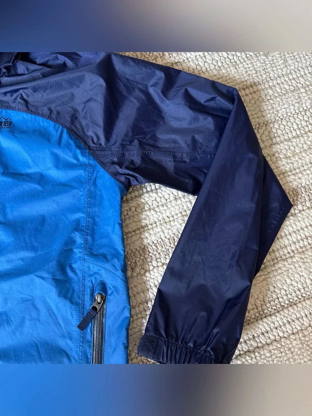 REI Co-Op Rain Jacket Kids Sz L (14-16) Blue Youth Windbreaker Outdoor Hiking